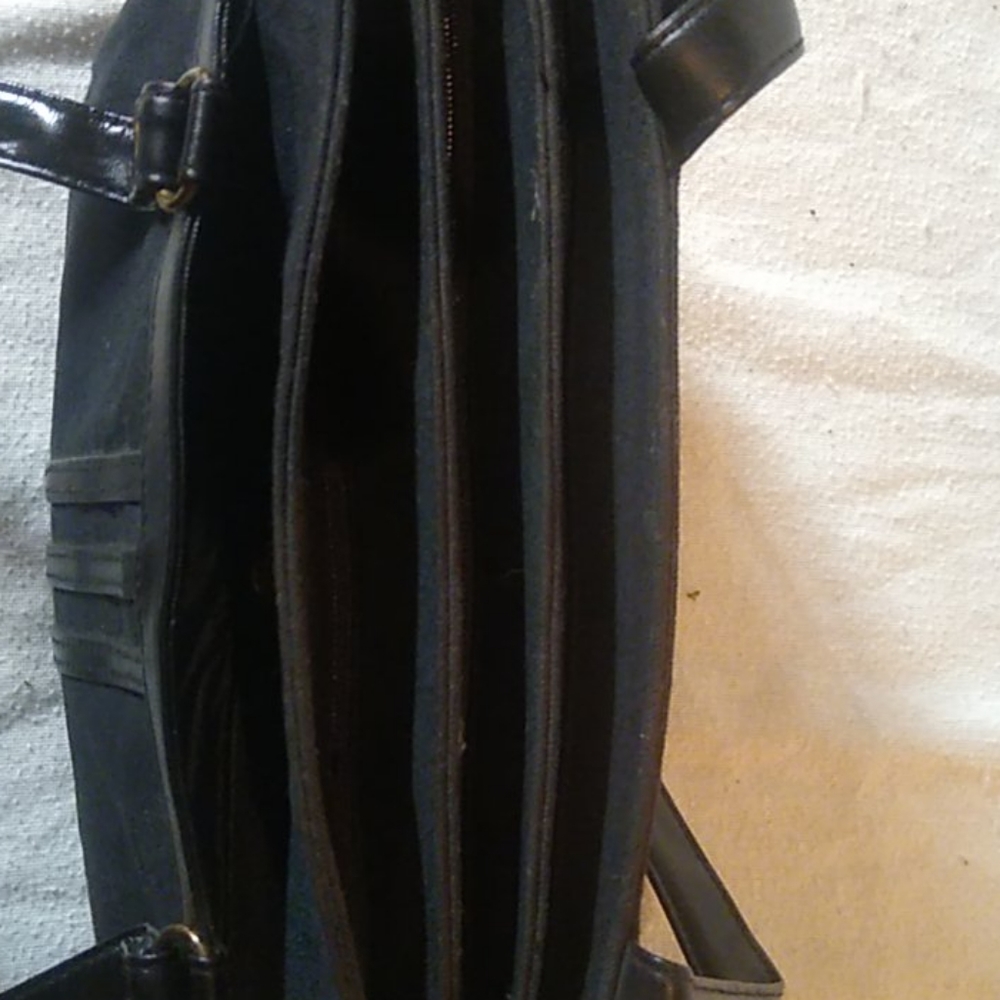 Handbag - Picture 5 of 5